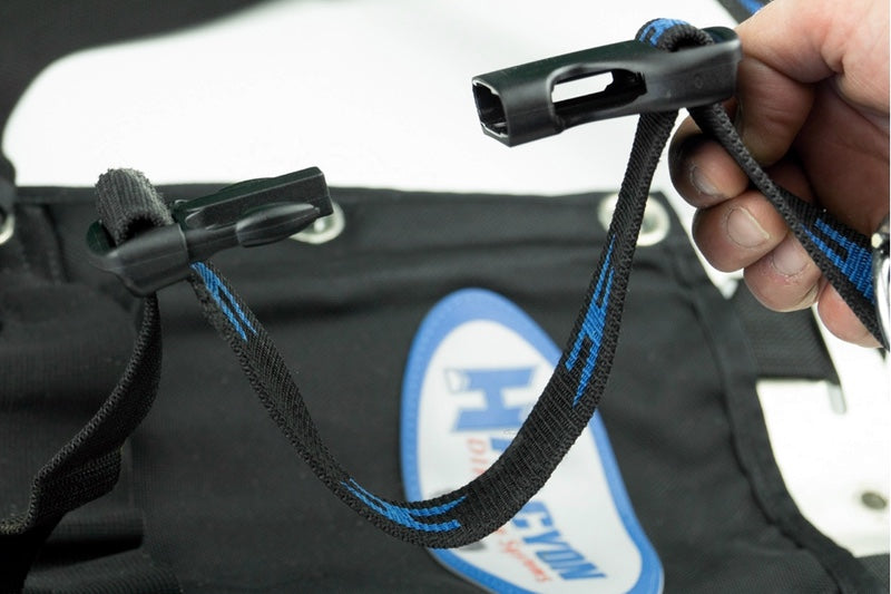 Adjustable Dive Harnesses for Wings