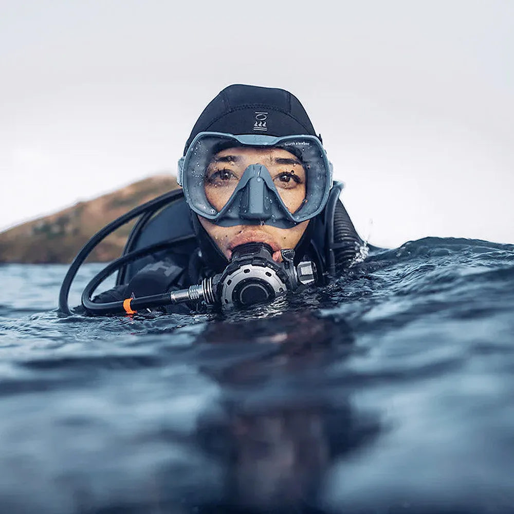 Diver wearing Fourth Element Seeker Mask