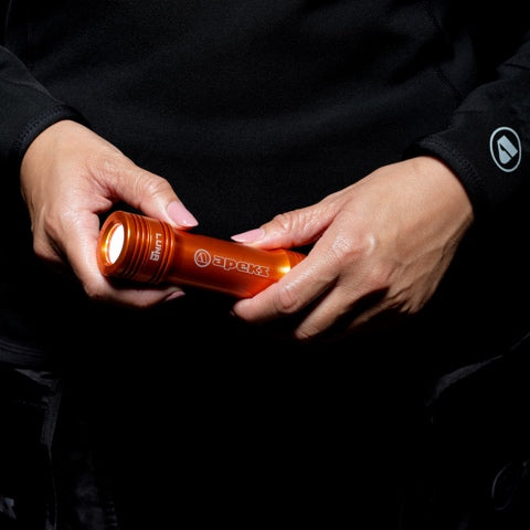 Hand-held dive torches