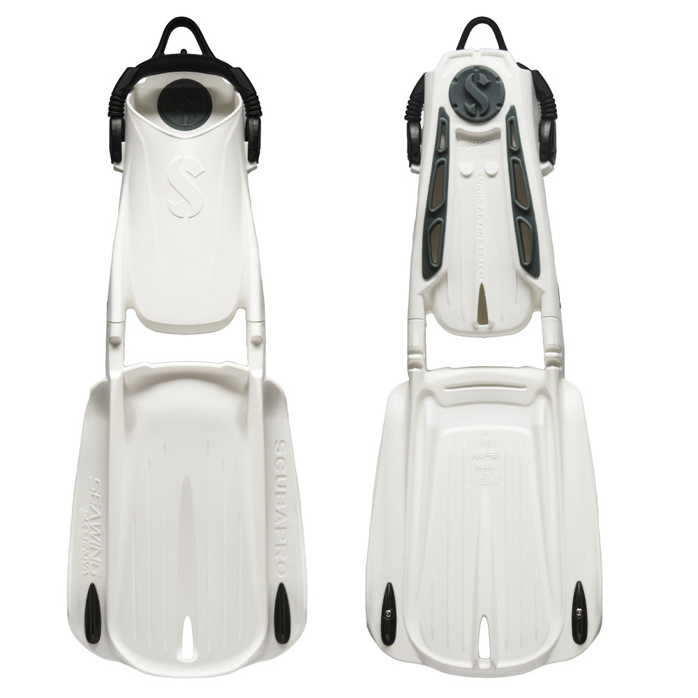 White Scubapro Supernova Fins