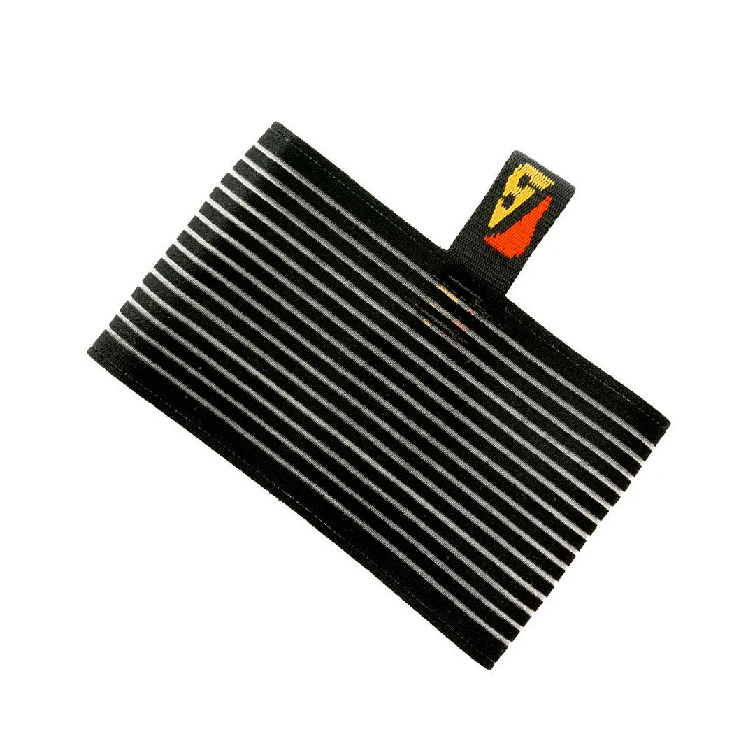 Small Dive Rite Deluxe Hose Retainer
