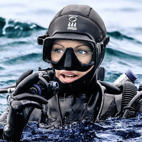 Diver in scuba diving gear wearing Fourth Element Hood
