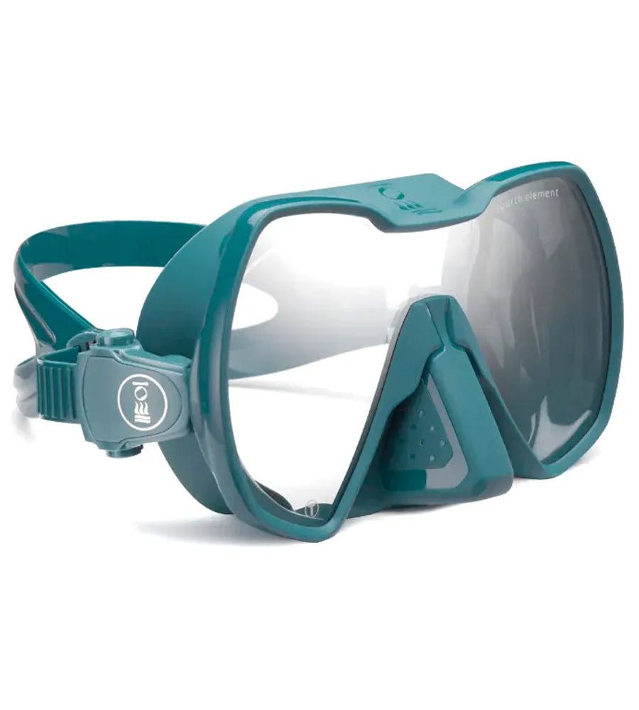 Fourth Element Seeker diving mask with clear lens on a white background