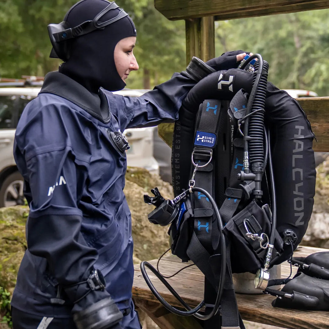 Diving with Halcyon Era