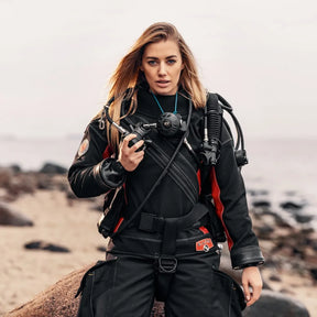 Female diver wearing Santi E.Lite Drysuit