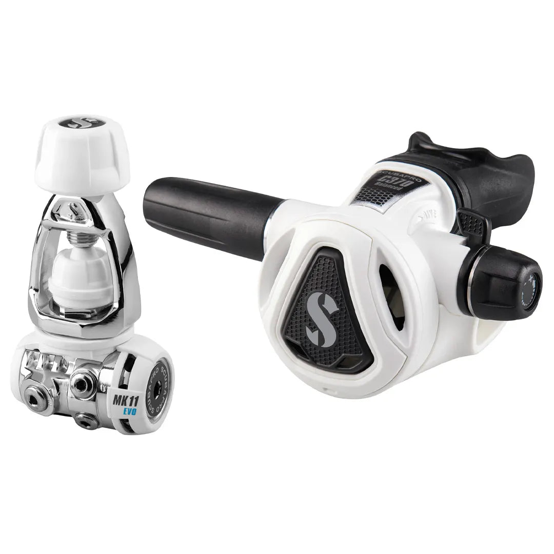 White Scubapro MK11 EVO 2 C370 Regulator